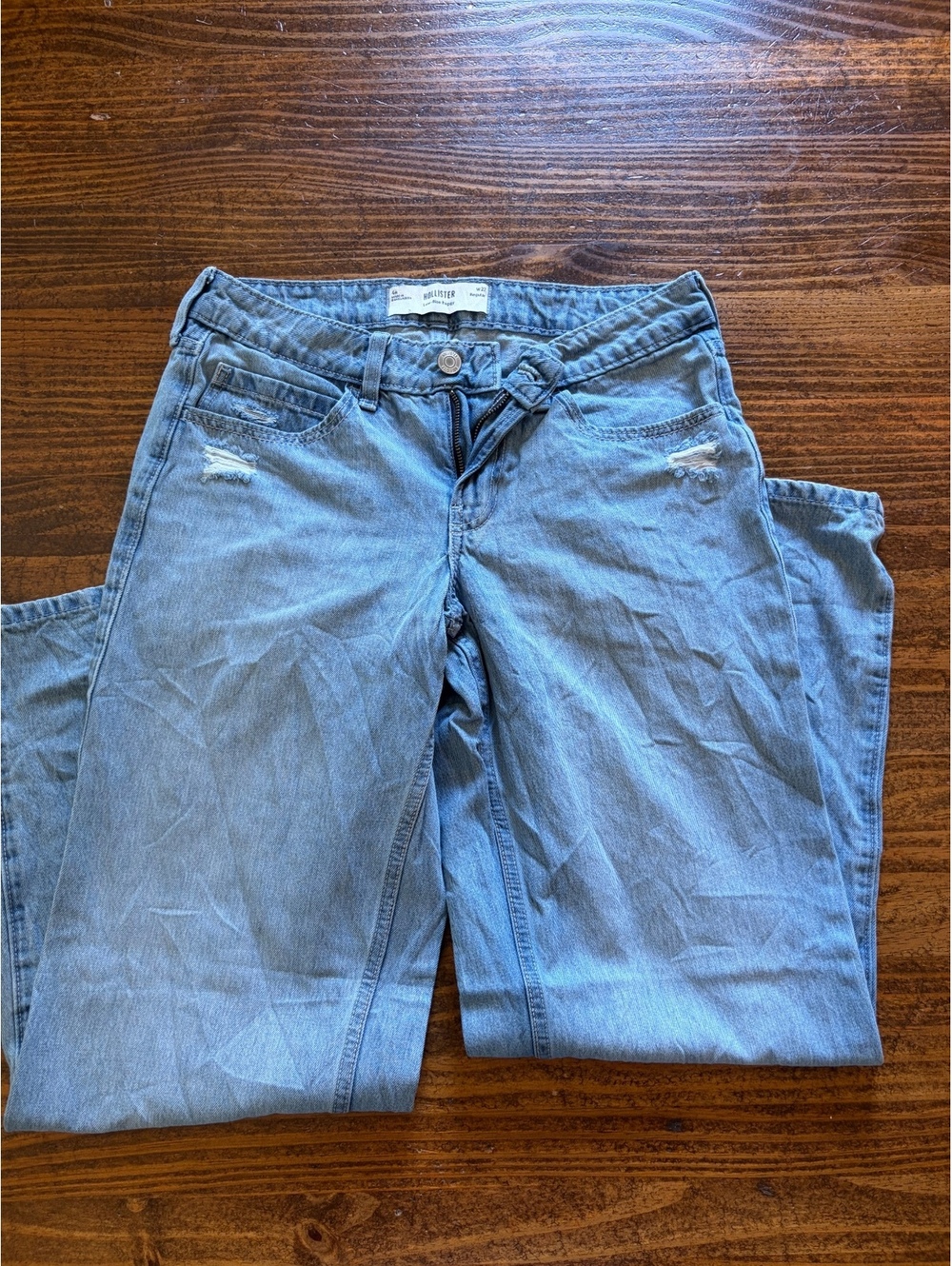 Hollister Low-Rise Baggy Jeans Light Blue Size 4 Regular W27